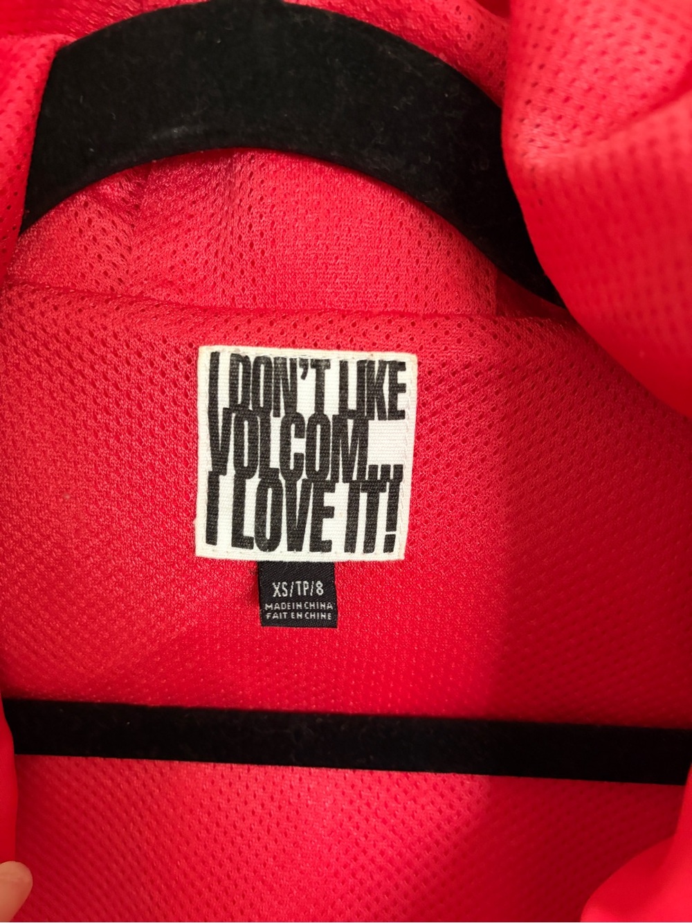 Volcom Red Hooded Jacket - Picture 2 of 3